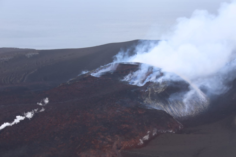 Hasil pantauan visual Gunung Anak Krakatau, Kabupaten Lampung Selatan, Provinsi Lampung pada Kamis (29/4).