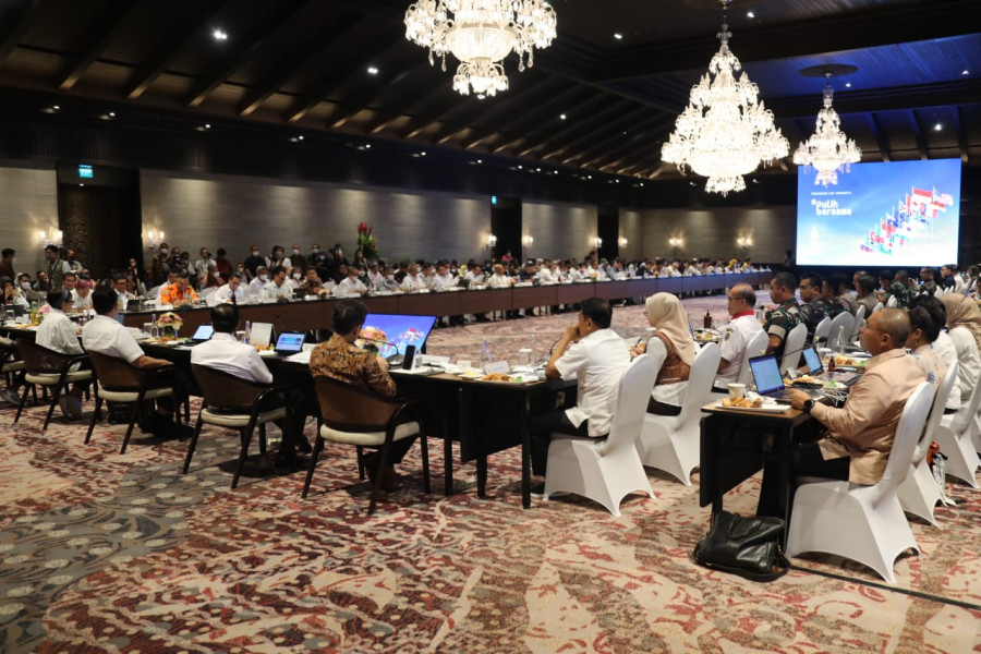 Suasana rapat tingkat menteri membahas Penyelenggaraan Konferensi Tingkat Tinggi (KTT) G20di Badung, Bali pada Selasa (4/10).