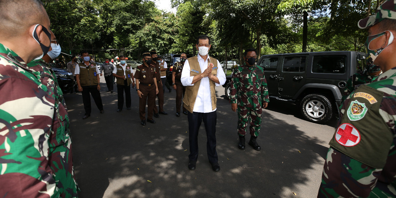 Doni Monardo Apresiasi Kodam III/Siliwangi Atas Dukungan Fasilitas TNI AD untuk Isolasi Mandiri COVID-19