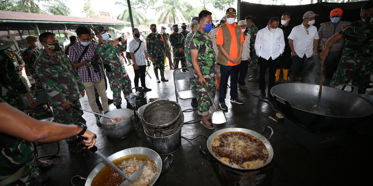 Tinjau Penanganan Banjir di Deli Serdang, Kepala BNPB Berikan Bantuan Dana DSP 500 Juta