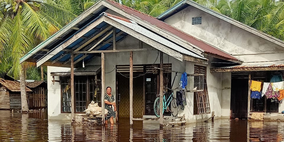 [Update] – Empat Hari Pascabanjir Kabupaten Kayong Utara Tinggi Muka Air Menurun