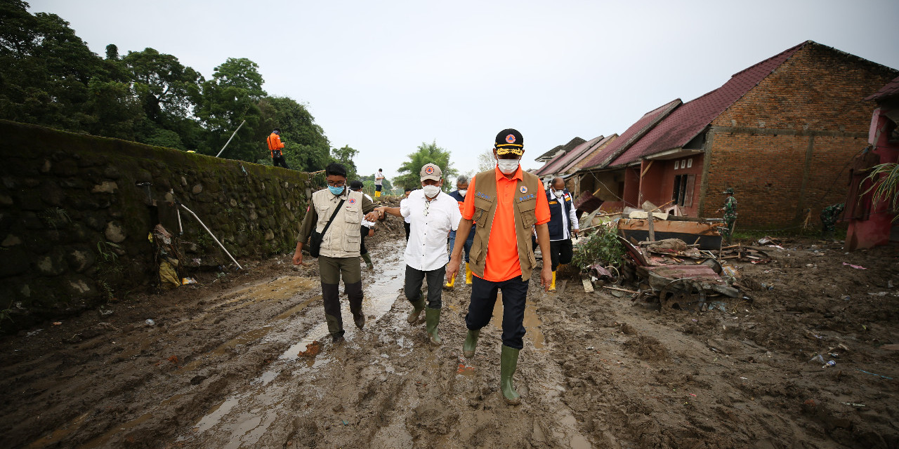 Jelang Puncak Musim Hujan, Waspada Bencana Hidrometeorologi