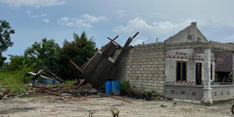 Tiga Rumah Warga Kabupaten Bangka Rusak Berat Akibat Angin Kencang