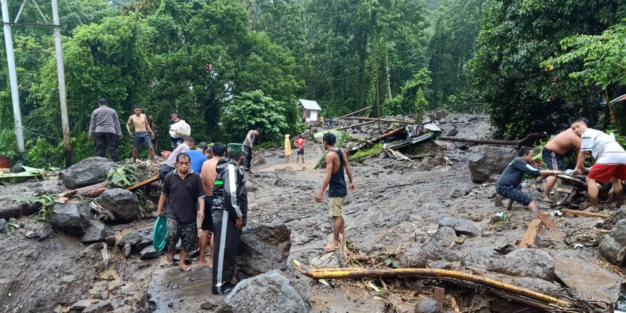 Banjir Bandang Akibatkan Dua Rumah Warga Kepulauan Sitaro Rusak Berat