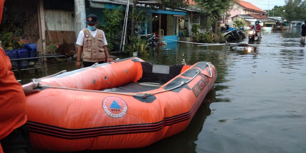 Air Laut Pasang Rendam 187 Rumah Warga di Kota Tegal