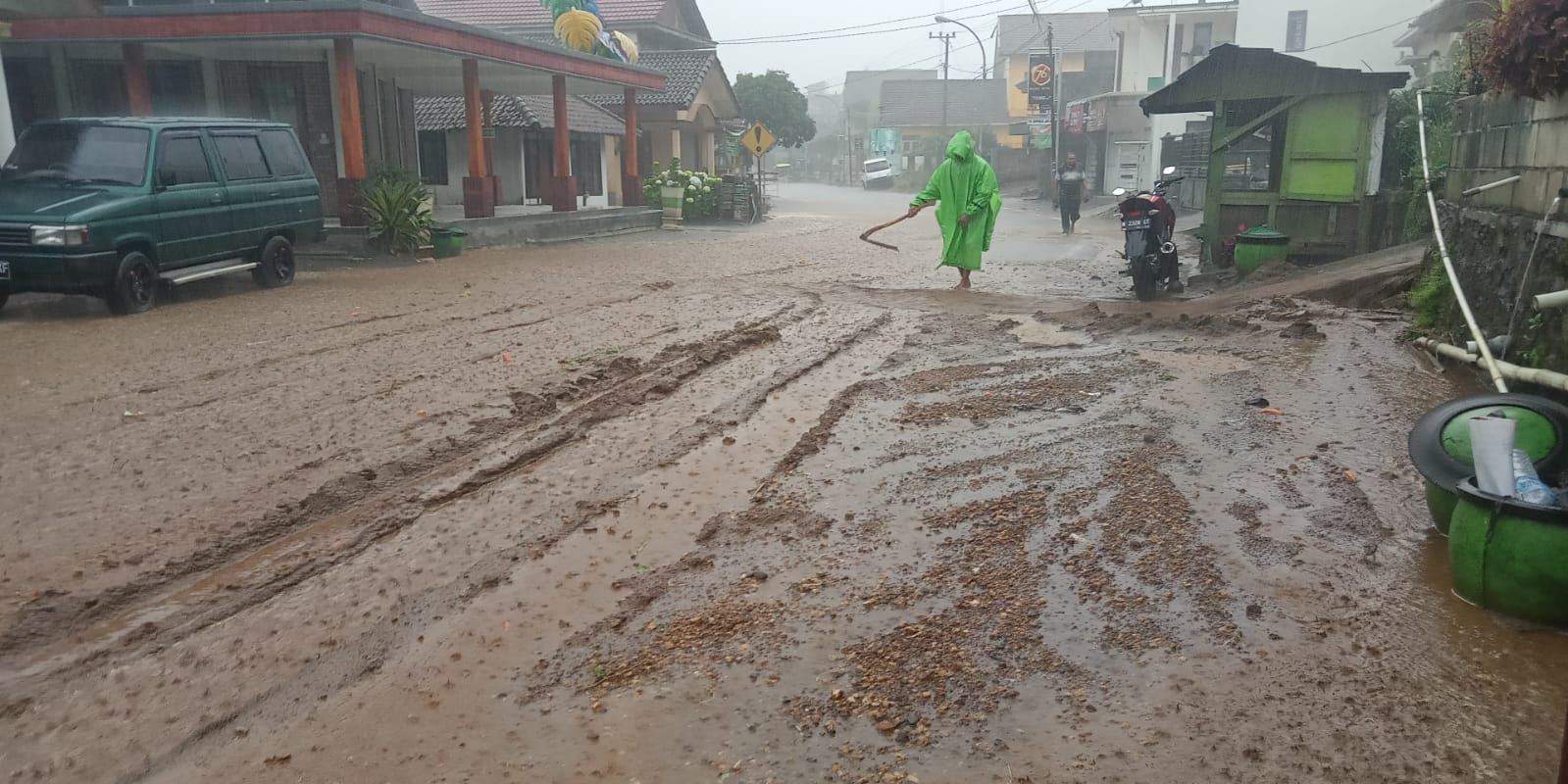 Banjir Bandang Kota Batu dan Banjir Kota Malang, 15 Orang Hanyut