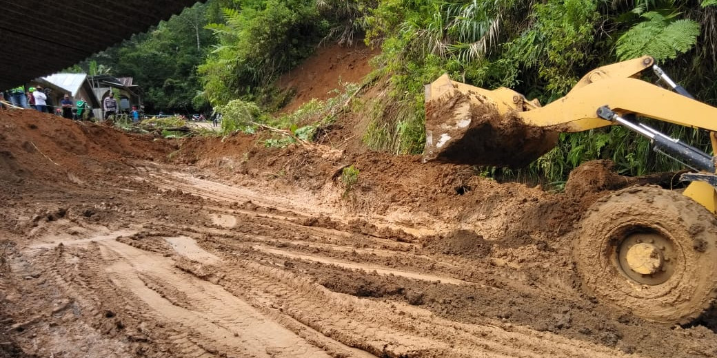 Bencana Tanah Longsor Telan Tiga Korban Jiwa di Polewali Mandar