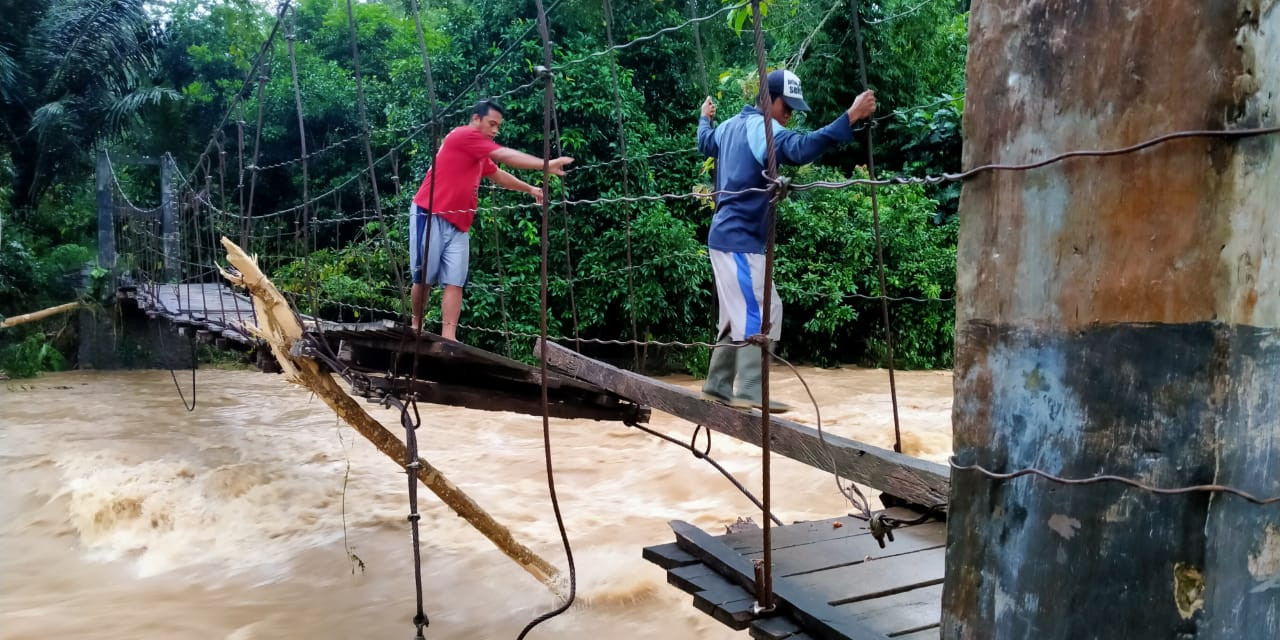 [Update] – Banjir Kabupaten Bulukumba Surut, Sisakan Kerusakan Infrastruktur