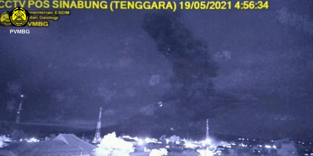 Erupsi Gunung Sinabung Luncurkan Awan Panas Sejauh 3 Kilometer