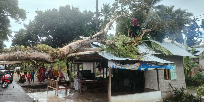 Angin Kencang Terjang Sejumlah Wilayah Kabupaten Aceh Besar