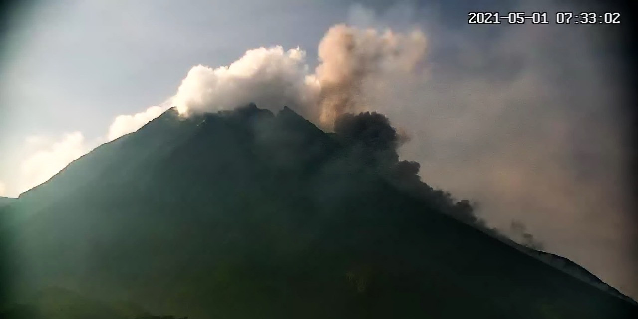 Merapi Luncurkan Awan Panas Sejauh 1.300 Meter Pagi Ini, Berikut Rangkuman Selama Sepekan