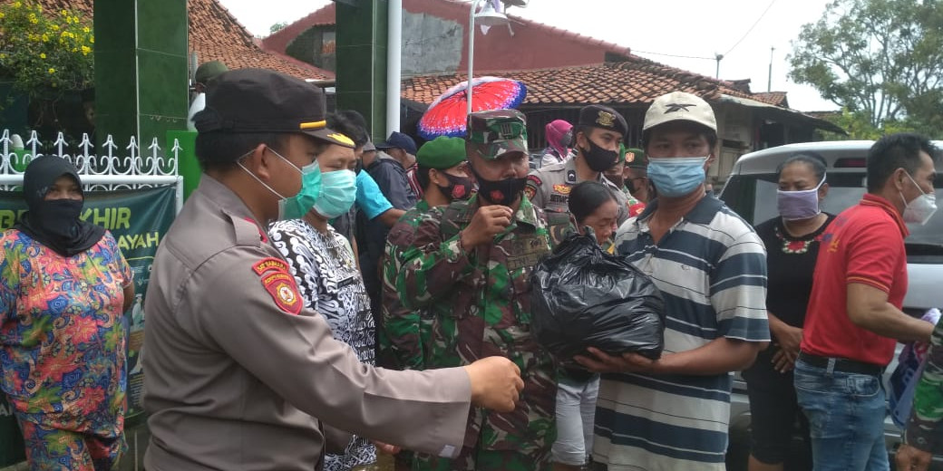 Berangsur Surut, Pengungsi Kembali Pulang Pascabanjir di Kota Pekalongan