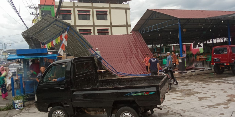 Dua Puluh Sembilan Rumah Rusak Berat Diterjang Angin Kencang di Aceh Tenggara