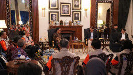 Chief Minister Sindh Menerima Tim Medis Indonesia