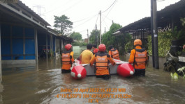 Banjir Rendam 774 Rumah Warga Tangerang Selatan Usai Hujan Lebat Siang Tadi