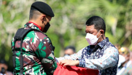 Pengibaran Bendera Merah Putih dan Bendera PBB pada GPDRR 2022