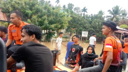 Banjir di Bireun Renggut Dua Korban Jiwa