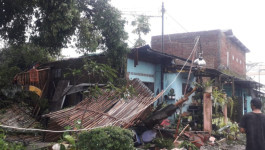 Tak Ada Korban Jiwa Saat Angin Kencang Melanda Satu Desa di Subang