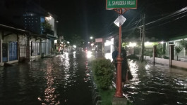 Sebanyak 105 Warga Kota Pekalongan Mengungsi ke Tempat Aman Saat Banjir