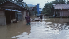 Banjir Ganggu Aktivitas Warga Kabupaten Katingan