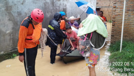 Hujan Lebat Semalaman, Sebanyak 6.323 Rumah di Kota Medan Direndam Banjir