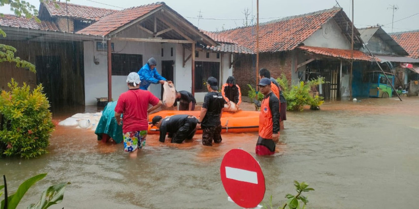 Sebanyak 105 Warga Kota Pekalongan Mengungsi ke Tempat Aman Saat Banjir