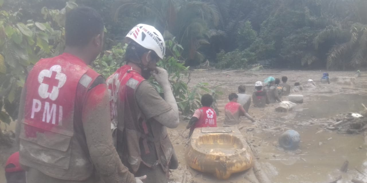 [Update] – Pascabanjir Bandang Luwu Utara, Bupati Tetapkan Status Tanggap Darurat 30 Hari