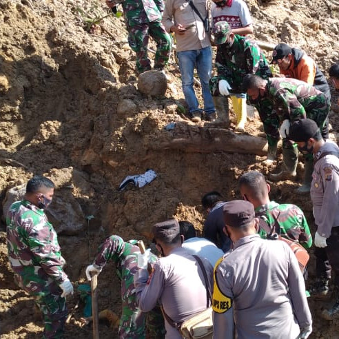 Sebanyak Tiga Orang Meninggal Dunia Akibat Tanah Longsor di Kabupaten Tapanuli Selatan