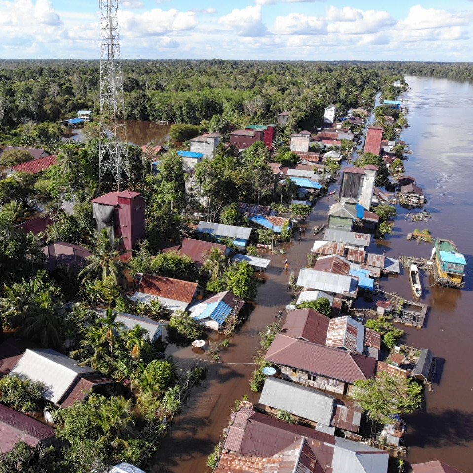 Dukungan Relawan Percepat Penanganan Bencana Banjir Katingan