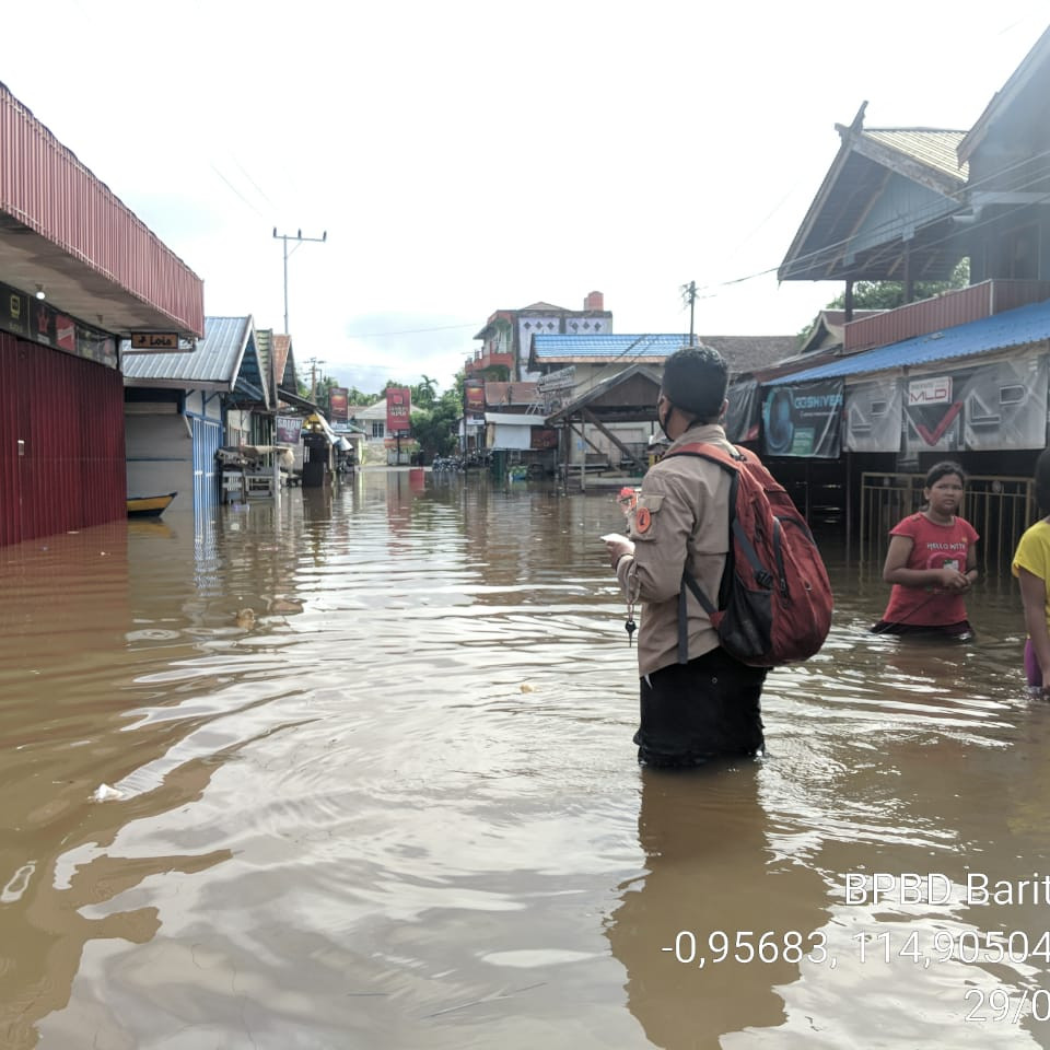 Banjir Masih Menggenangi Beberapa Kelurahan di Kabupaten Barito Utara