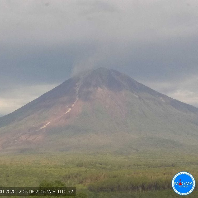 [Update] – Aktivitas Vulkanik Gunung Semeru Hari ini