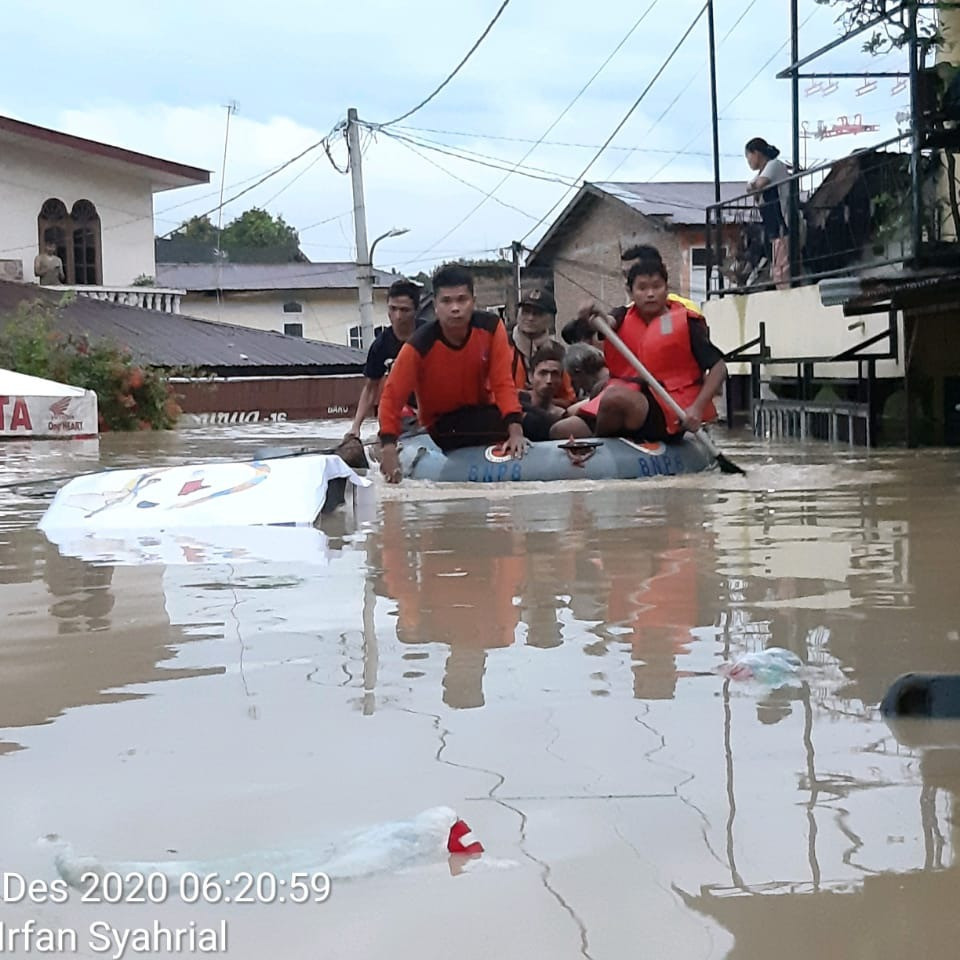 [Update] – Banjir Kota Medan Berangsur Surut