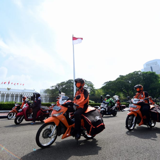 Paket Bantuan Sosial Mulai Disalurkan bagi 1,2 Juta Keluarga Penerima Manfaat di DKI Jakarta