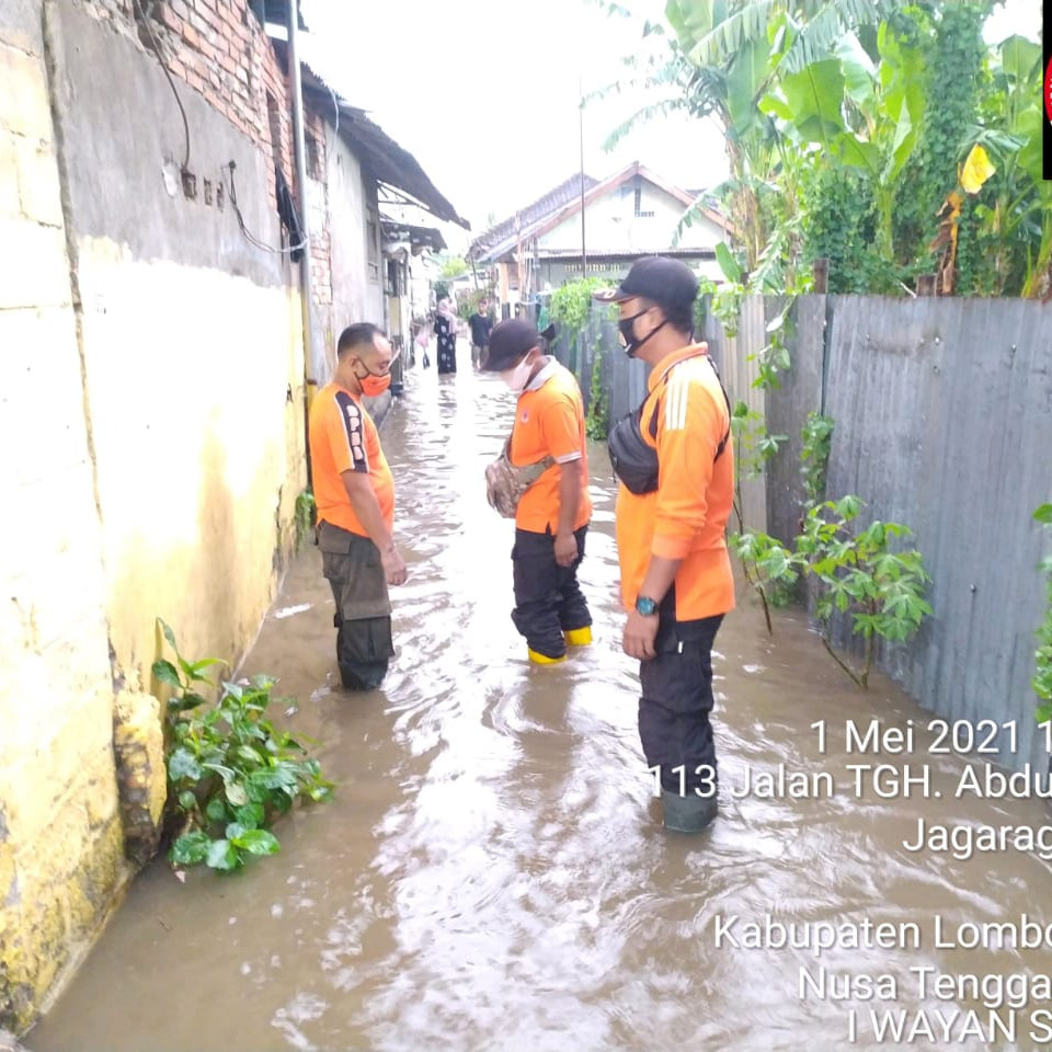 Banjir Landa Lombok Barat, Ratusan Rumah Warga Terendam