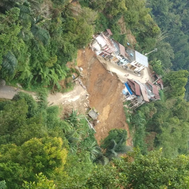 Longsor Kota Palopo, Sembilan Rumah Rusak Berat