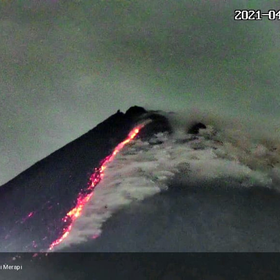 Jarak Luncur Awan Panas Erupsi Merapi Capai 1.500 Meter