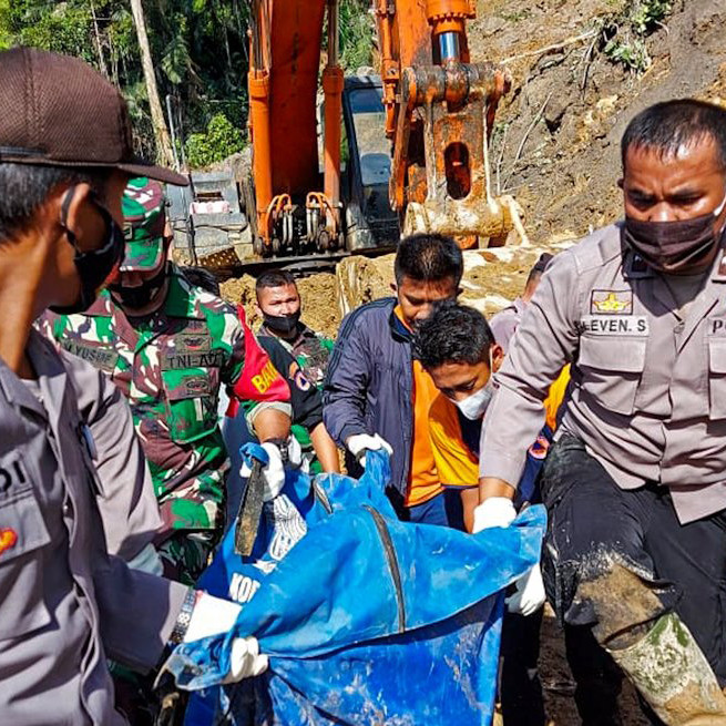 [Update] - Longsor Tapanuli Selatan, Tim Gabungan Kembali Temukan Dua Korban Anggota Keluarga