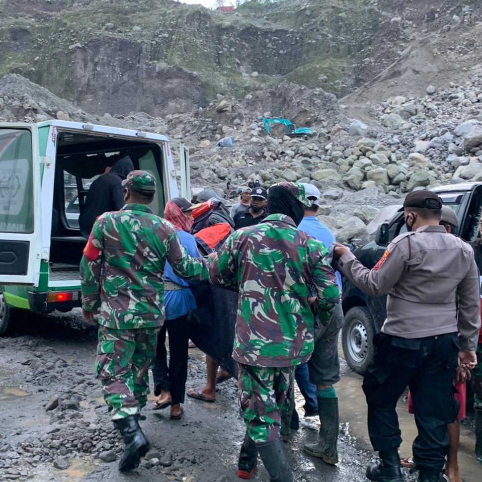 Kecelakaan Galian Material Merapi Sebabkan Tiga Pekerja Tambang Meninggal Dunia