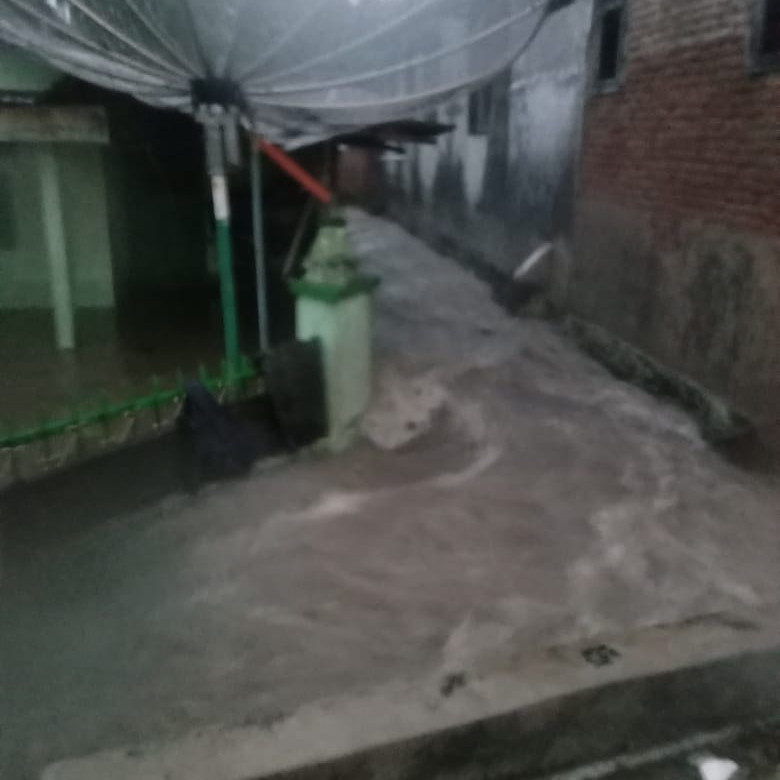 Satu Rumah Warga Hanyut Akibat Banjir di Kota Padangsidempuan