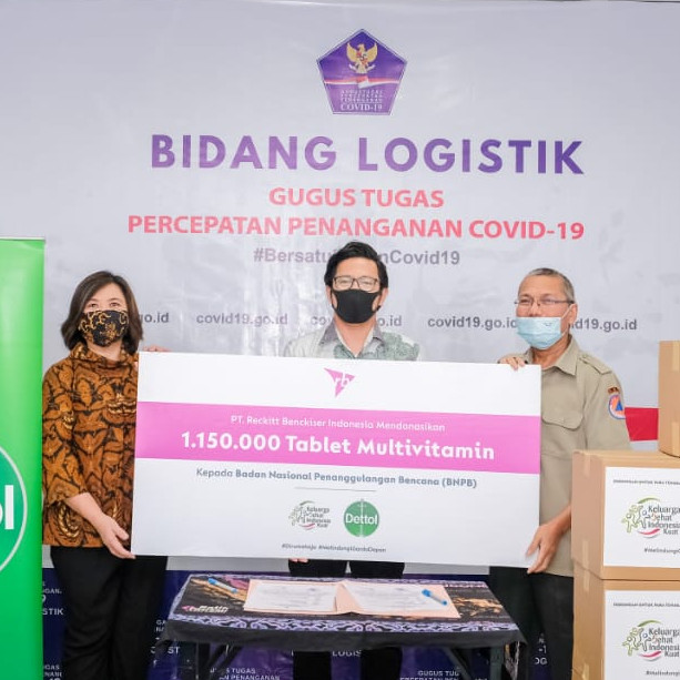 Reckitt Benckiser Indonesia Bantu Multivitamin Penanganan COVID-19