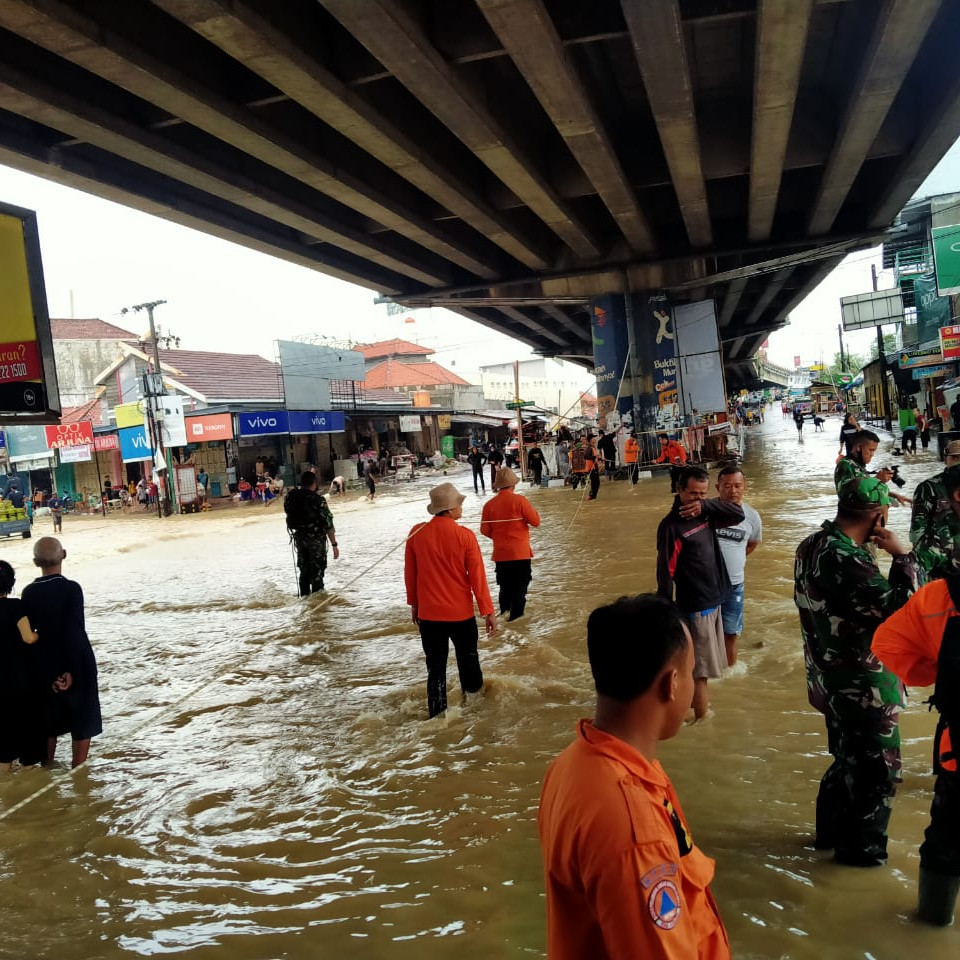 Banjir Berangsur Surut, Sebagian Warga Subang Kembali ke Rumah