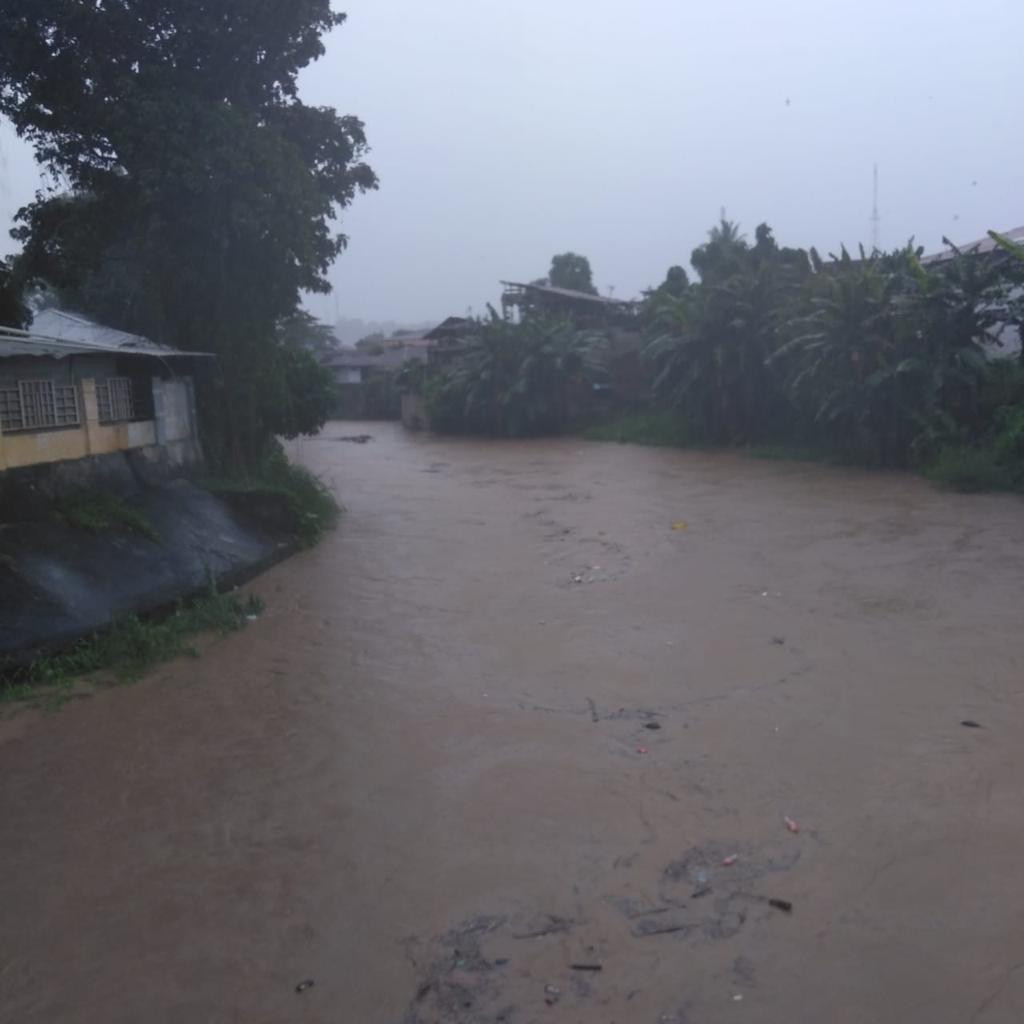 [Update] - 6 Orang Meninggal Dunia Akibat Banjir dan Longsor di Manado