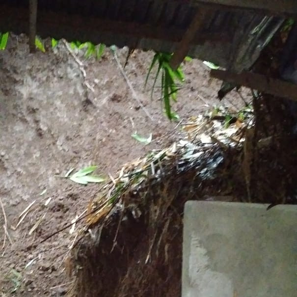 Hujan Picu Banjir dan Tanah Longsor Kota Semarang