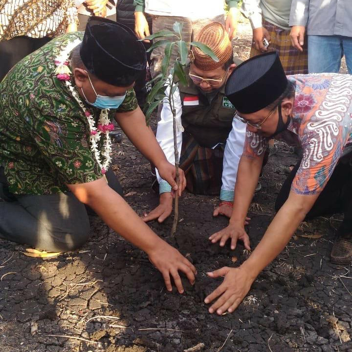 BNPB Ajak Warga Pasuruan Tanam Pohon Untuk Cegah Banjir