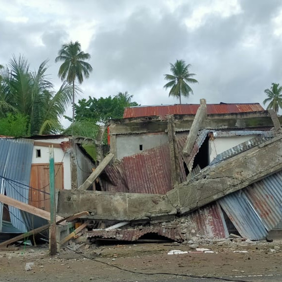 [Update]- Dua Rumah Warga Mamuju Rusak Akibat Guncangan Kuat Gempa M5,9