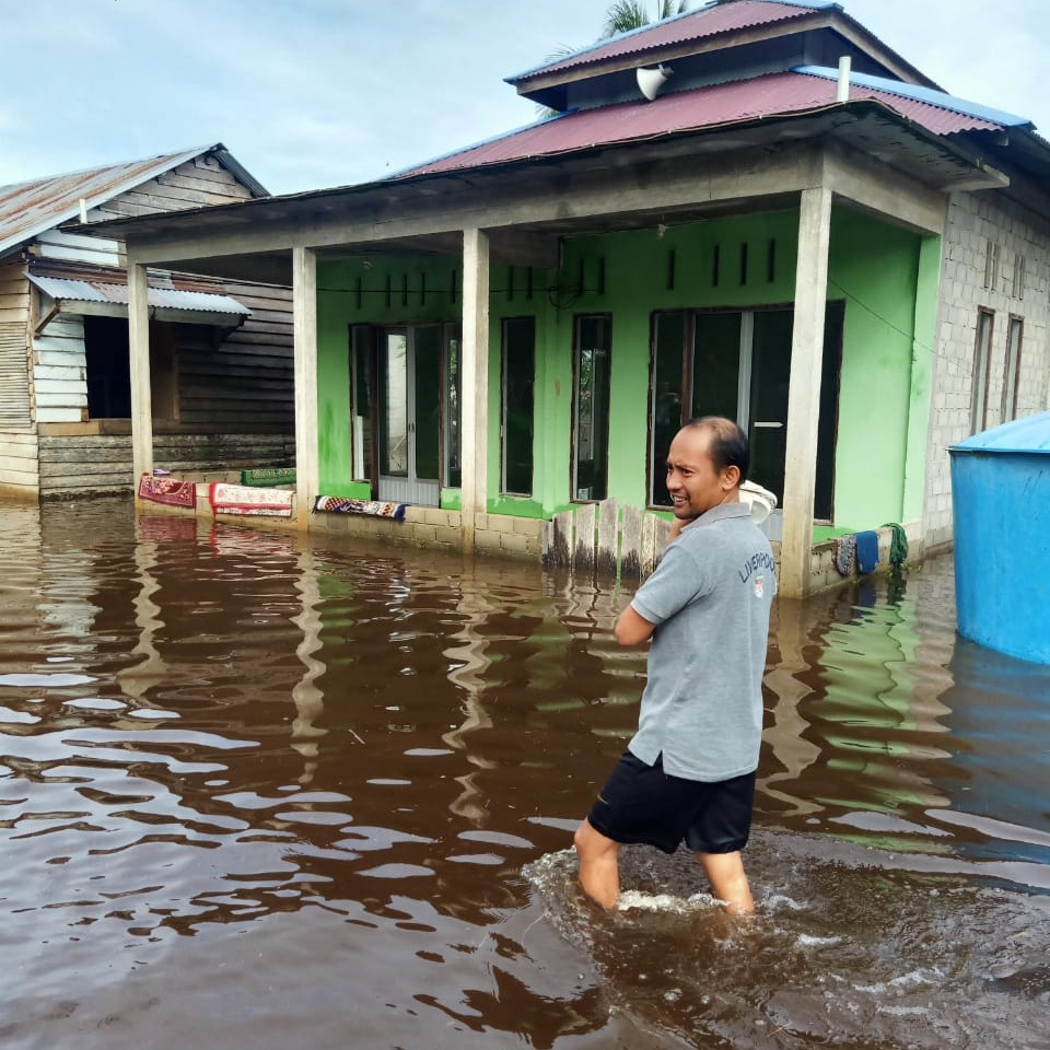 [Update] – Empat Hari Pascabanjir Kabupaten Kayong Utara Tinggi Muka Air Menurun