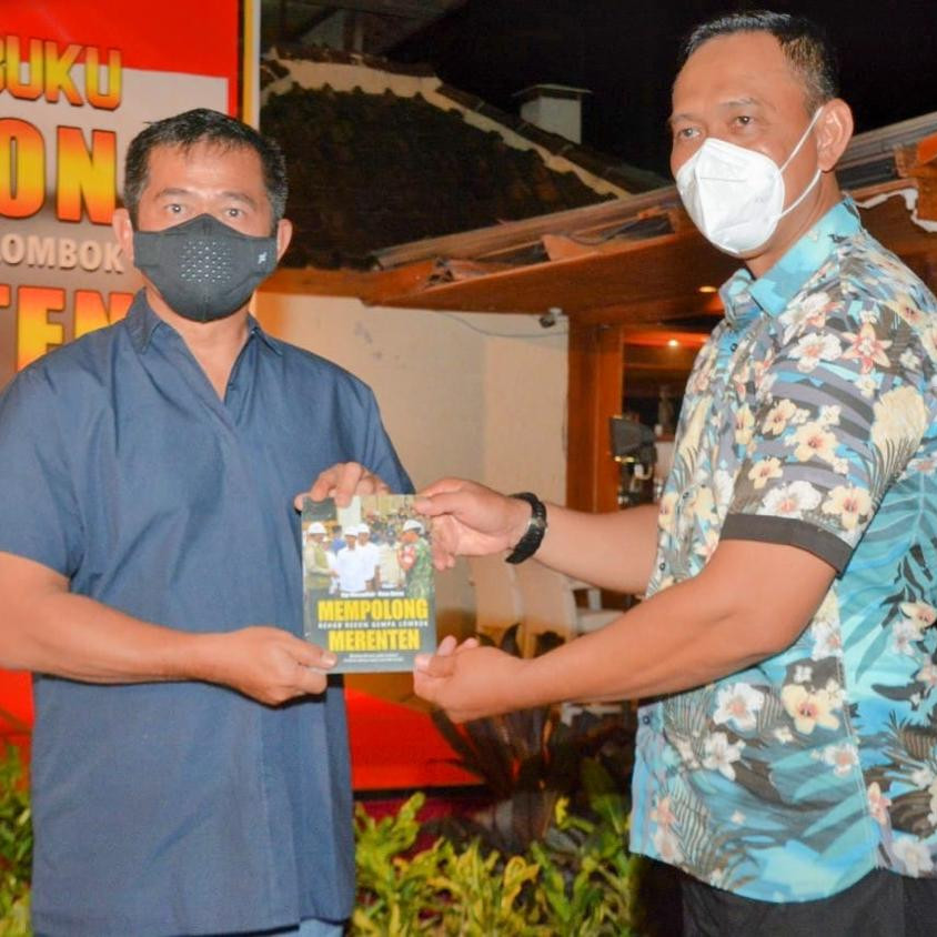 Pangdam Udayana Luncurkan Buku “Mempolong Merenten” kisah Gempa Lombok