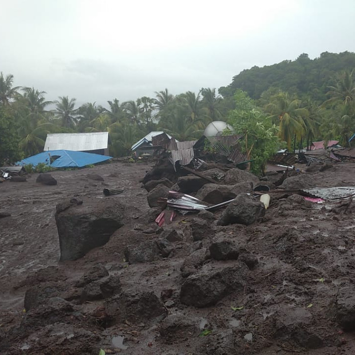 Lima Warga Meninggal Akibat Banjir Bandang Flores Timur