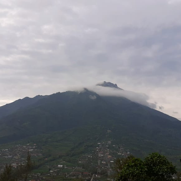 Pantau Aktivitas Gunung Merapi Selama Sepekan Terakhir, Kepala BPPTKG: Aktivitas Masih Tinggi