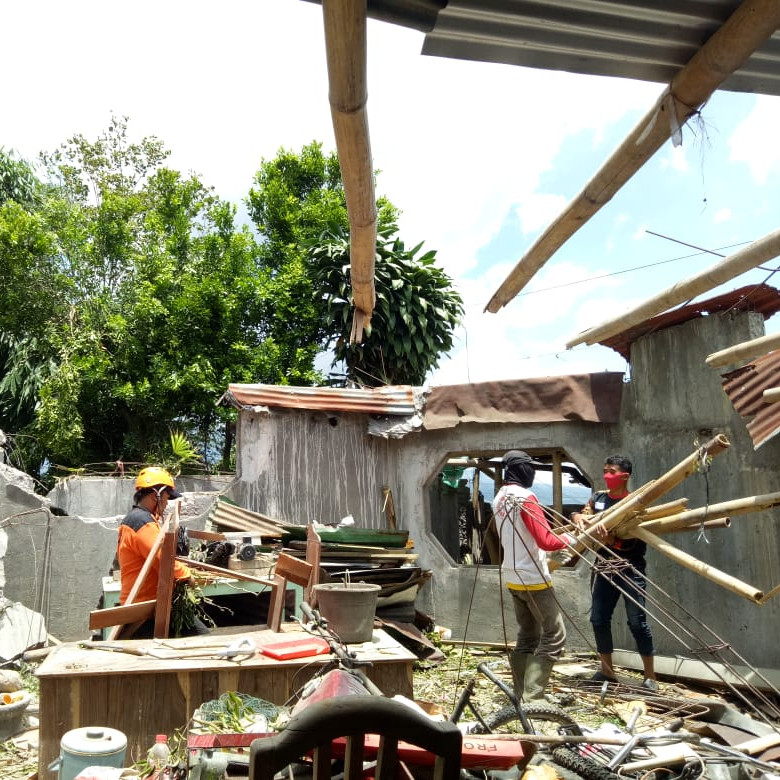 Sebanyak 14 Rumah Rusak Setelah Diterjang Angin Kencang di Wonosobo